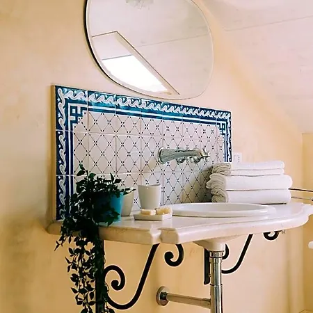 Nontiscordardime فندق مبيت وإفطار 4*