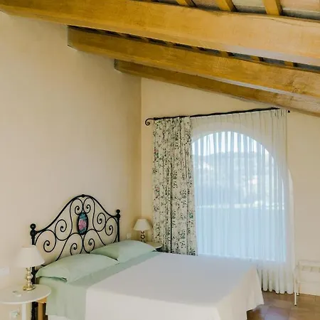 לינה וארוחת בוקר Nontiscordardime